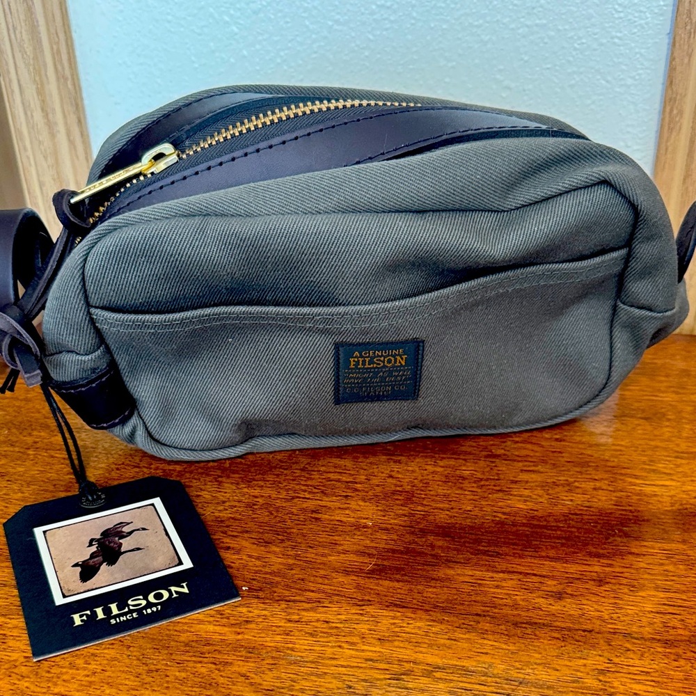 Filson Travel Kit Bag